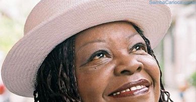 TIA SURICA: SAMBA E FEIJÃO